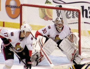 Elliott first appeared in the NHL as a Senator (Dan4th on Flickr)