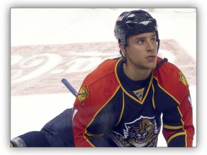 800px-Florida_Panthers_-_11_Gregory_Campbell