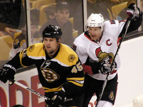 Alfredsson1000games 1,000 NHL games for Alfredsson