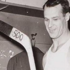 Gordie Howe 500 goals