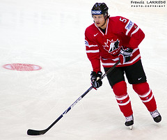 Luke SCHENN (Canada) - Canada - Latvia - (World Championships 2009-05-07) - Post Finance Arena - Berne - Suisse nhl rumours