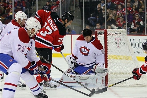 Carey Price looses mask