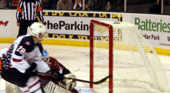 Reilly Smith SO goal Reilly Smith