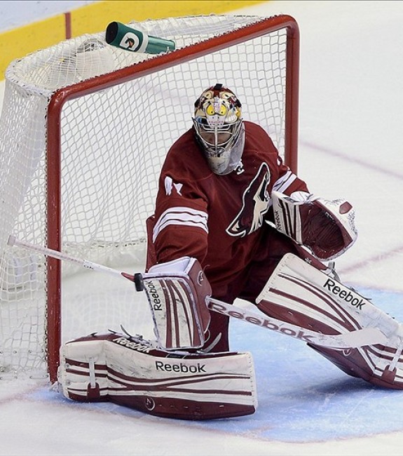 (Jennifer Stewart-USA TODAY Sports) Mike Smith is the reason the Coyotes got off to a surprising 3-0 start, but I just can't see him being a difference-maker all season. Therefore, I can't see Arizona anywhere near the playoff race when the calendar flips to 2016.