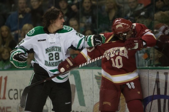 Stephane Pattyn, (Eric Classen, UND Athletics)