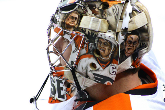 Despite an opportunity to pick up his first win of the season, Steve Mason dropped to 0-4-1 in Saturday's loss to the Florida Panthers.