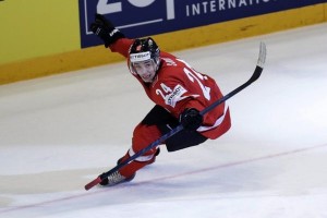Reto Suri celebrates his goal for Switzerland