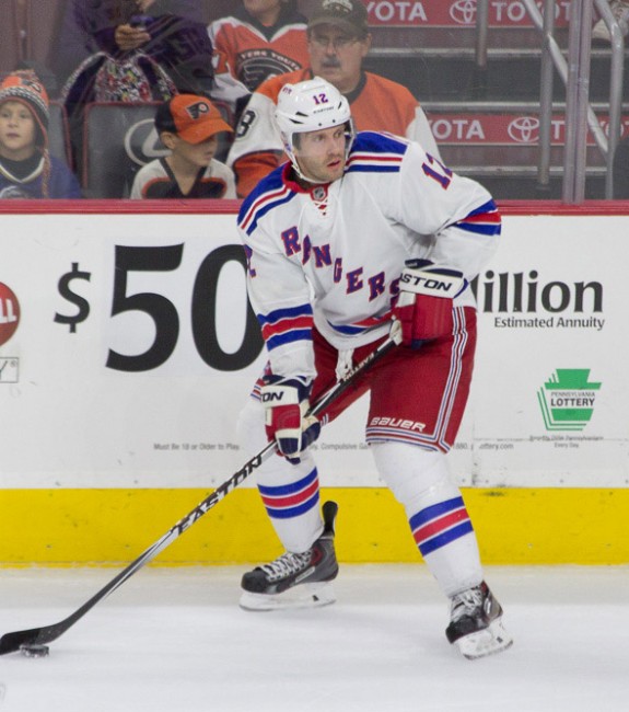 New York Rangers Forward Lee Stempniak (#12) (Josh Smith/THW)