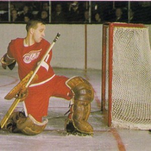 Roger Crozier loves playing the Leafs at home.