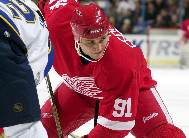 What if Sergei Fedorov Re-Signed With the Red Wings Instead of the Ducks in 2003?