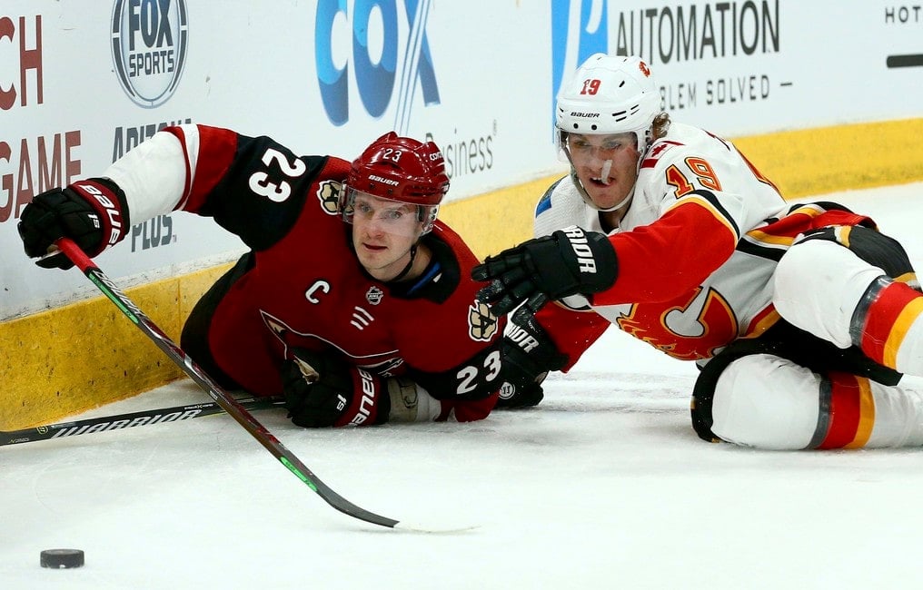 Arizona Coyotes Oliver Ekman-Larsson Calgary Flames Matthew Tkachuk