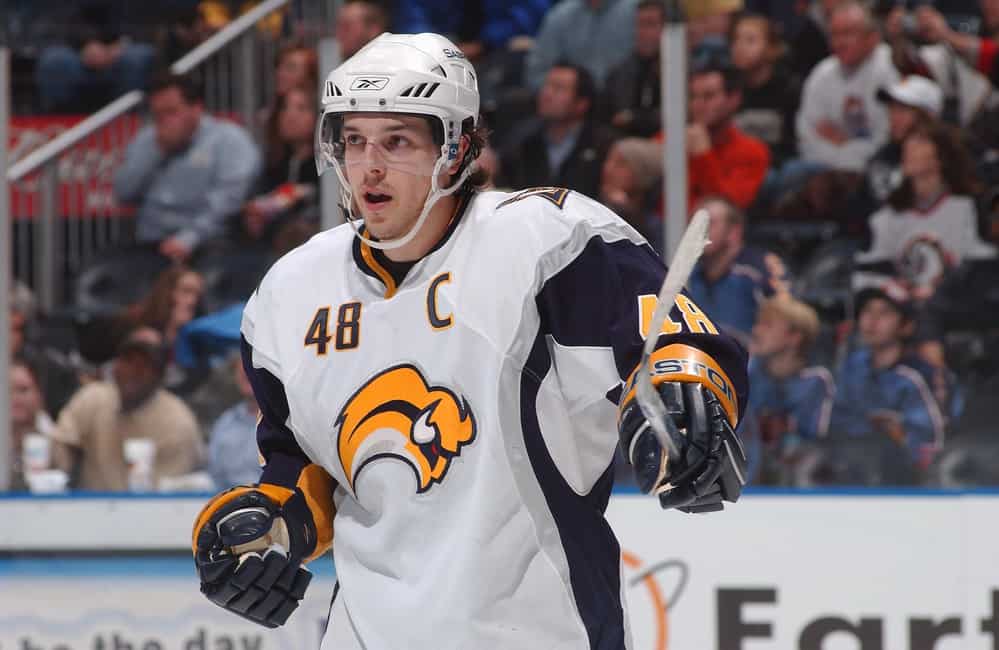 Today in Hockey History: Aug. 17