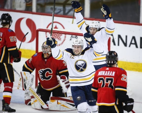 David Rittich, Johan Larsson, Kyle Okposo