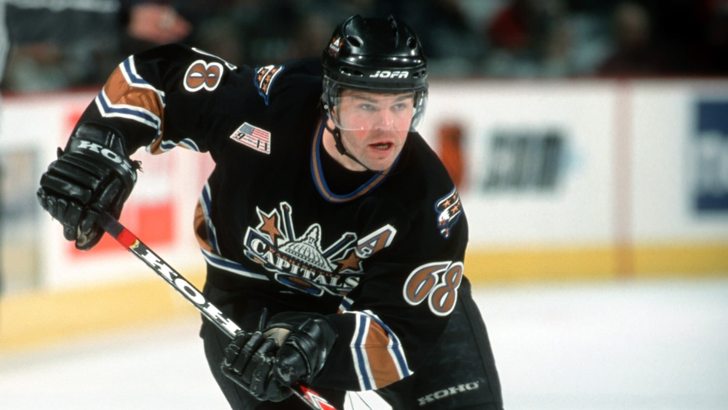 Today in Hockey History: July 11
