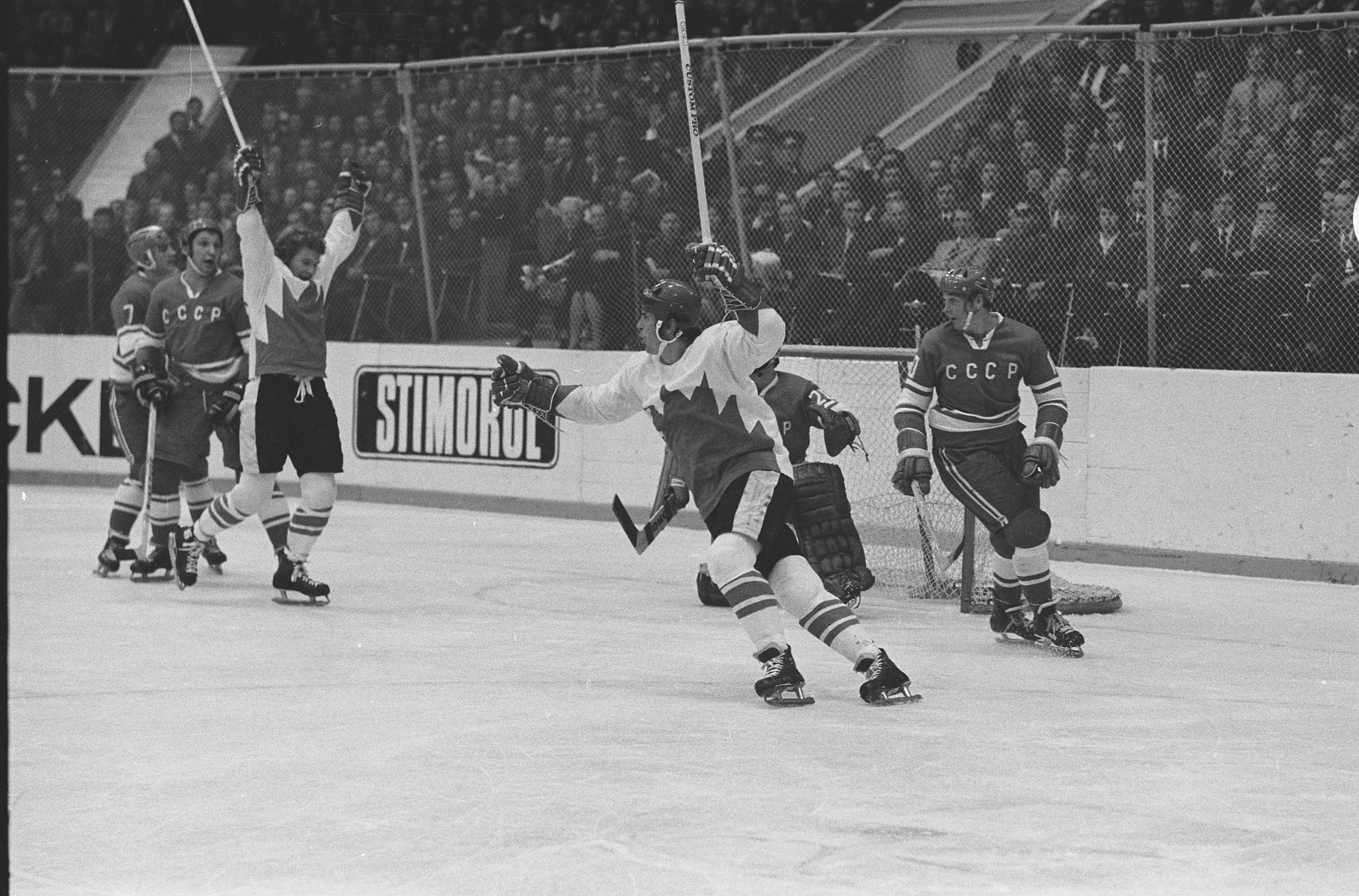 Today in Hockey History: Sept. 28