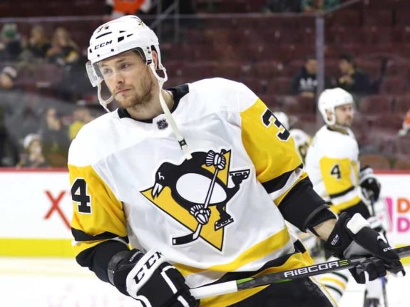 Tom Kuhnhackl Penguins