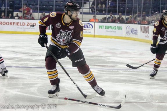 Tye McGinn Chicago Wolves