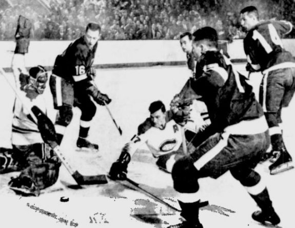 Paul Henderson scores the tying goal late in the third period.