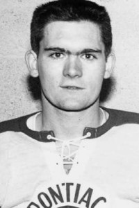 Rookie ref Bruce Hood, here in his playing days, had a rough night.