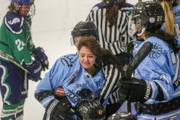 Meg Delay Buffalo Beauts