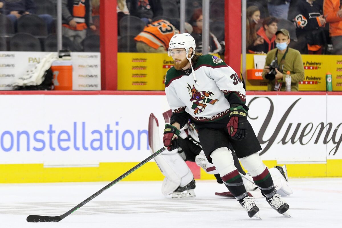 Liam O'Brien Arizona Coyotes