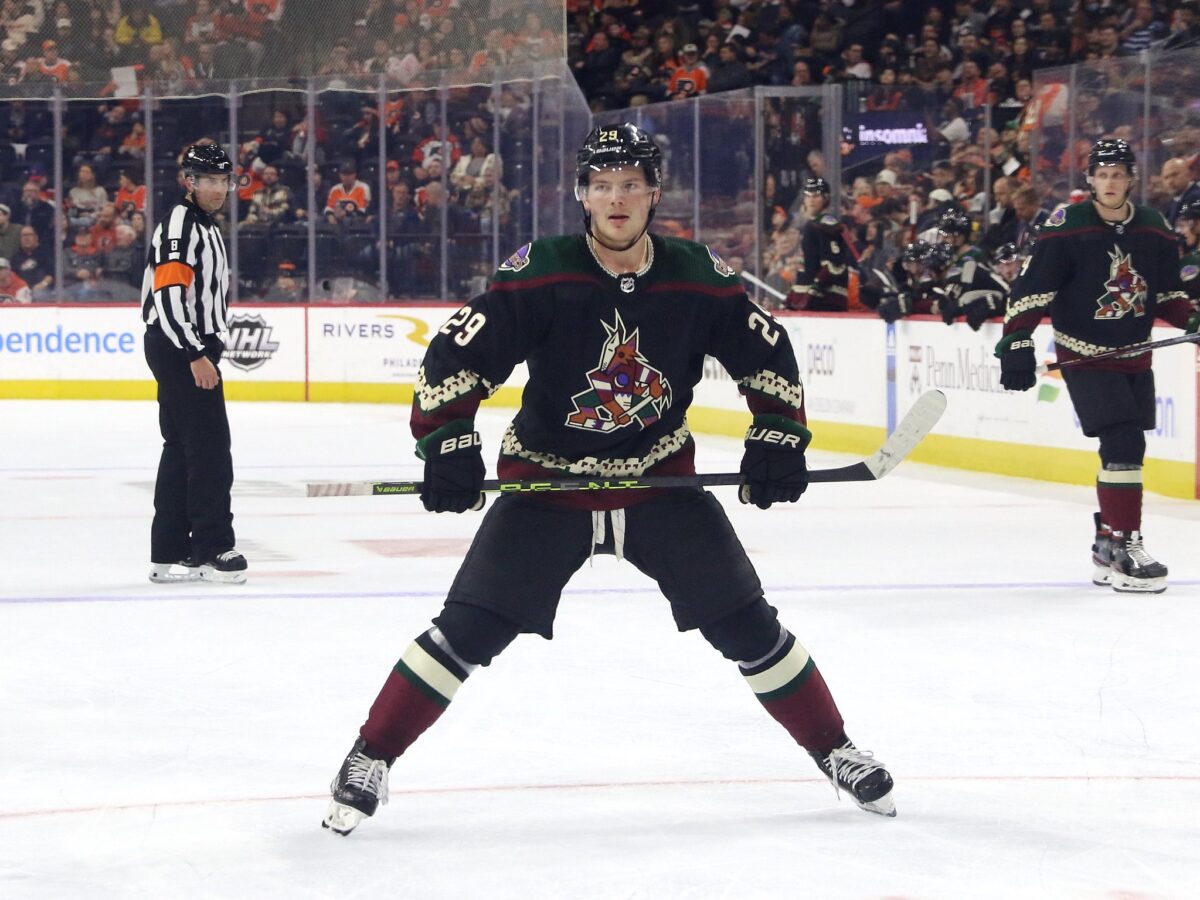 Barrett Hayton Arizona Coyotes