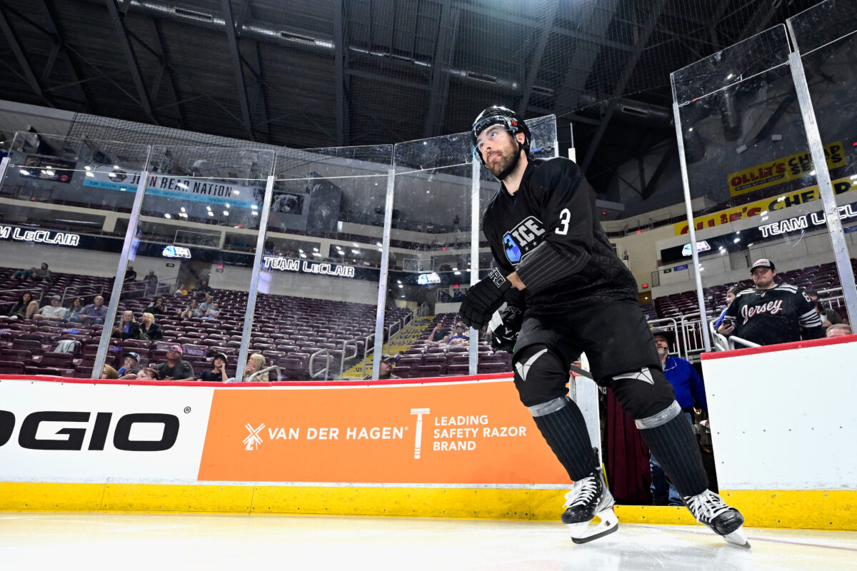3ICE - Ian McCoshen, Team LeClair