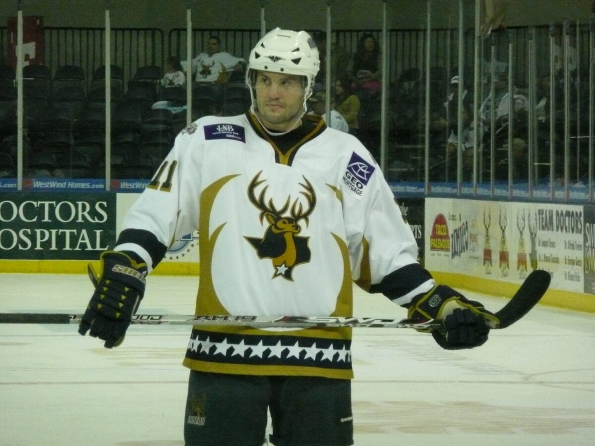 Jeff Bes Laredo Bucks