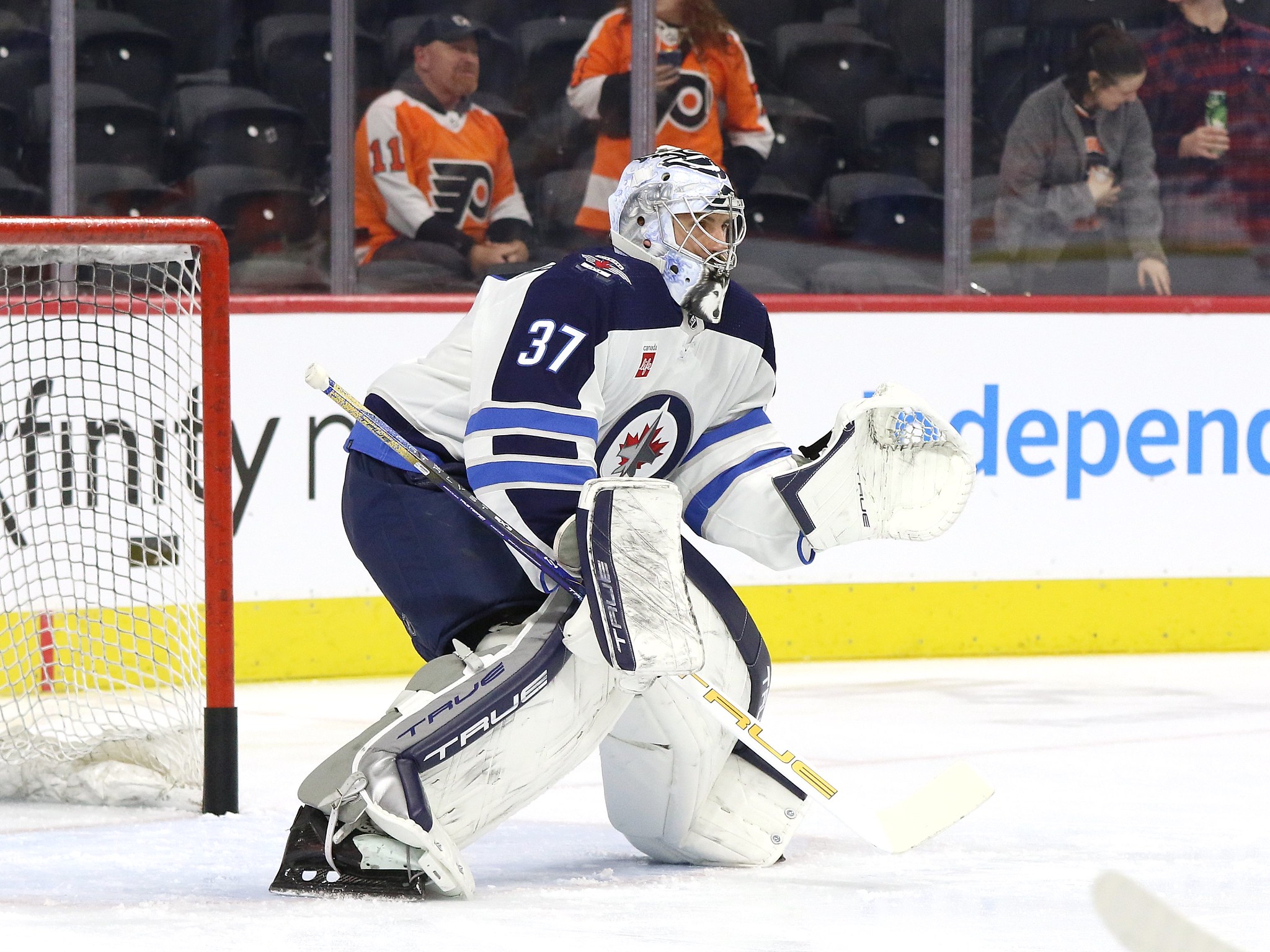 Connor Hellebuyck’s Blunt Assessment Raises Questions About Jets’ Future
