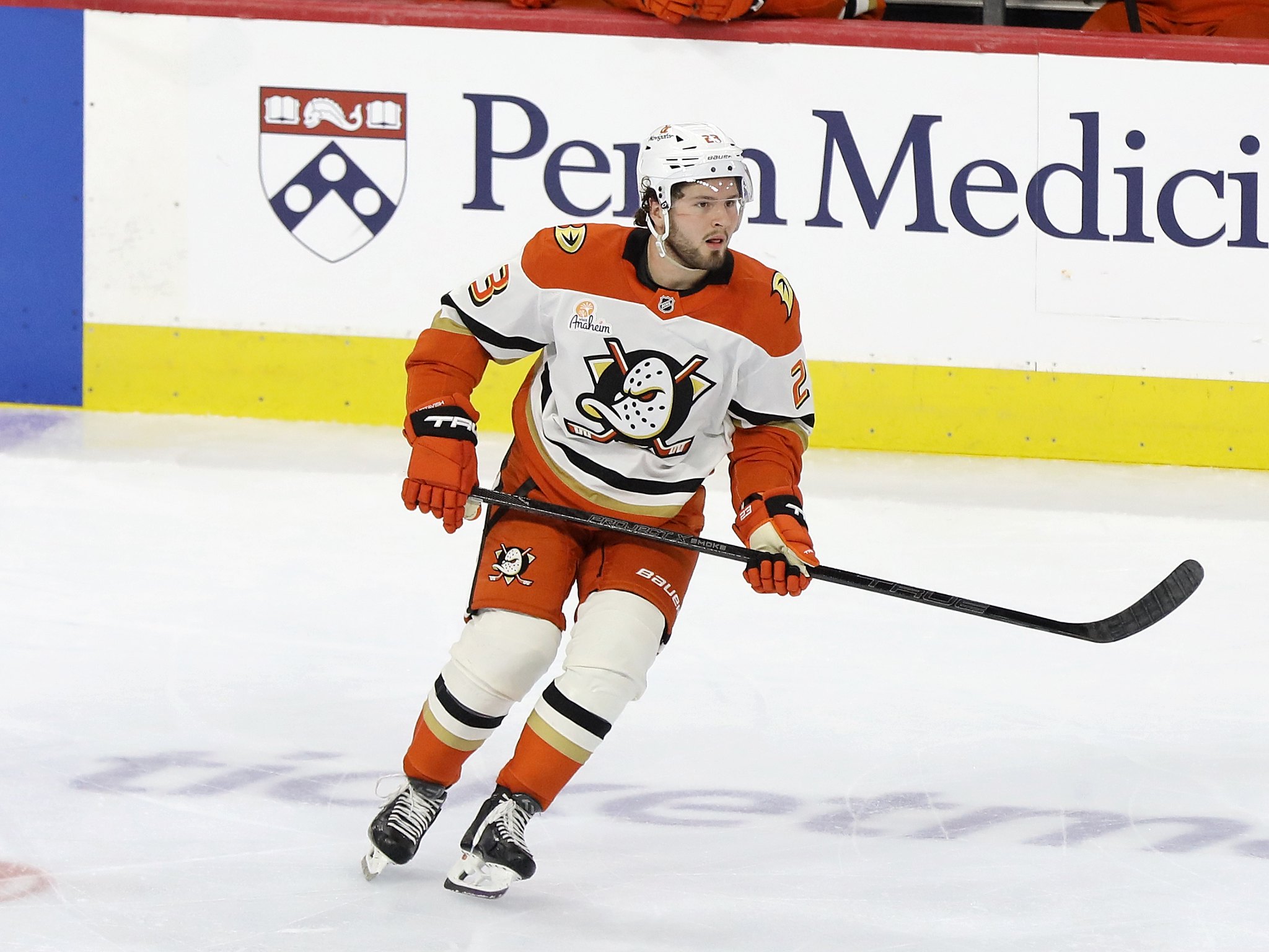 Ducks Sign Mason McTavish to 6-Year Extension