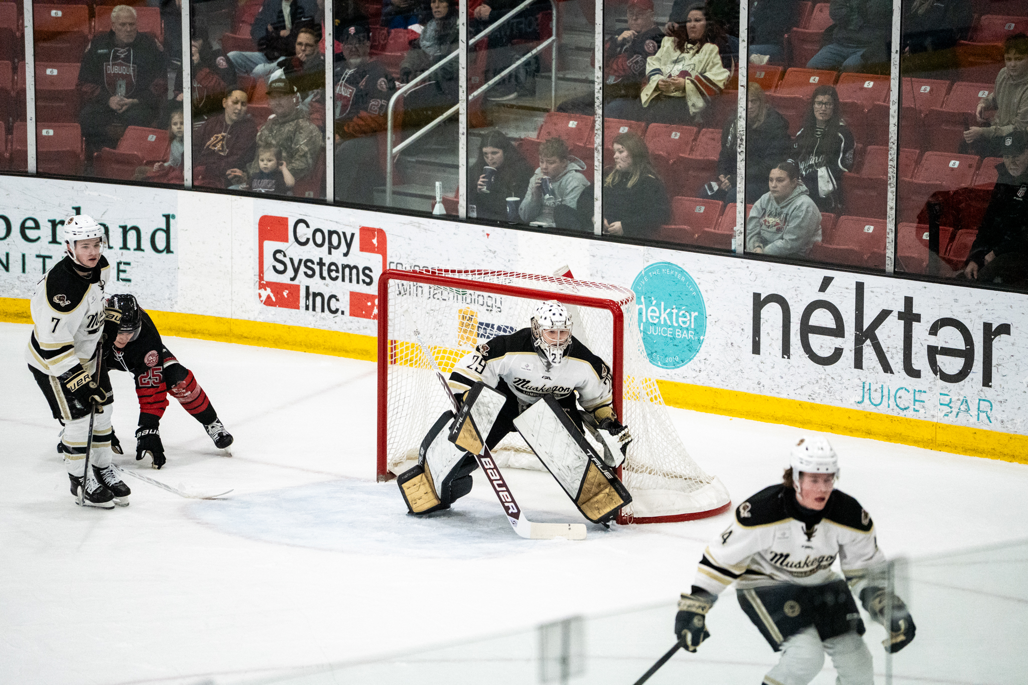 Muskegon Lumberjacks Win First USHL Clark Cup