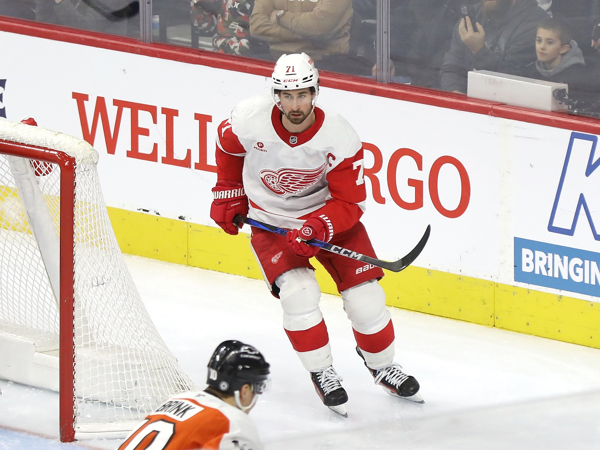Evaluating 9 Trade Offers for Red Wings’ Dylan Larkin