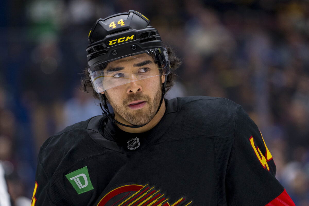 Kiefer Sherwood Vancouver Canucks
