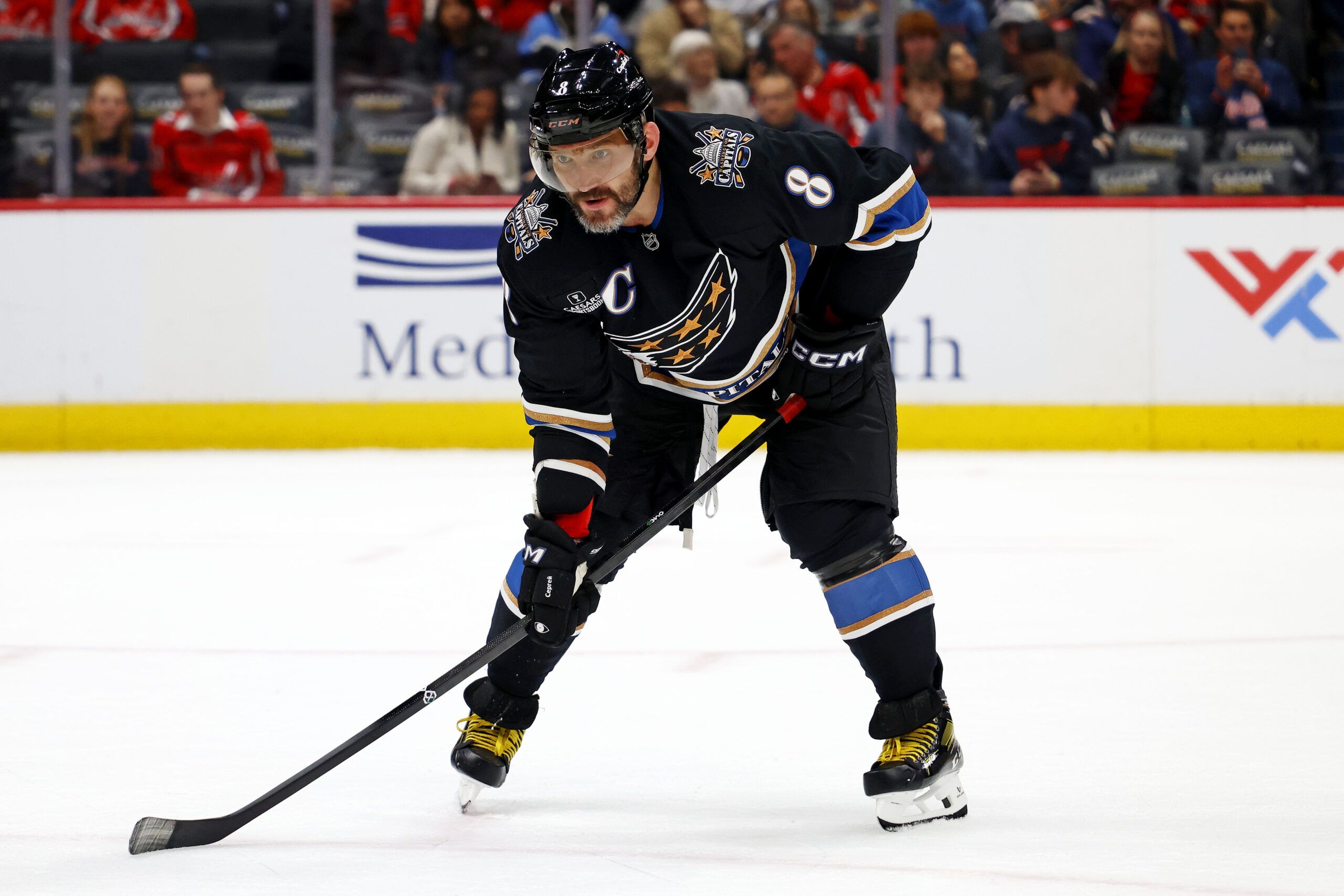 Capitals Re-Sign Alexander Ovechkin to a 1-Year Deal