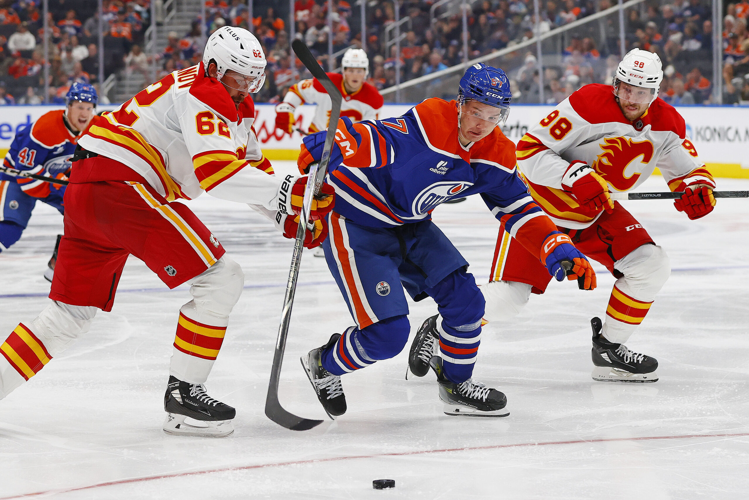 7 Standout Players From Oilers Rookies’ 6-1 Win Over Flames Rookies