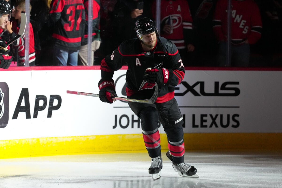 Jaccob Slavin Carolina Hurricanes