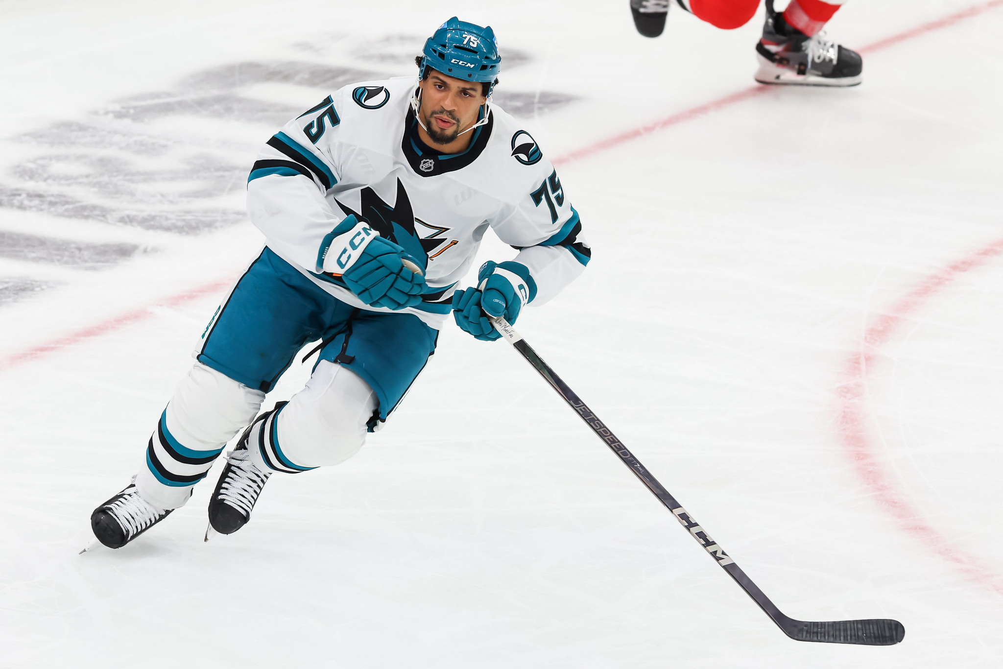 Ryan Reaves Leaves Lasting Impact in Sharks Locker Room