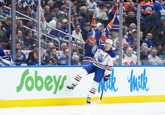 7 Cool Things About Connor McDavid