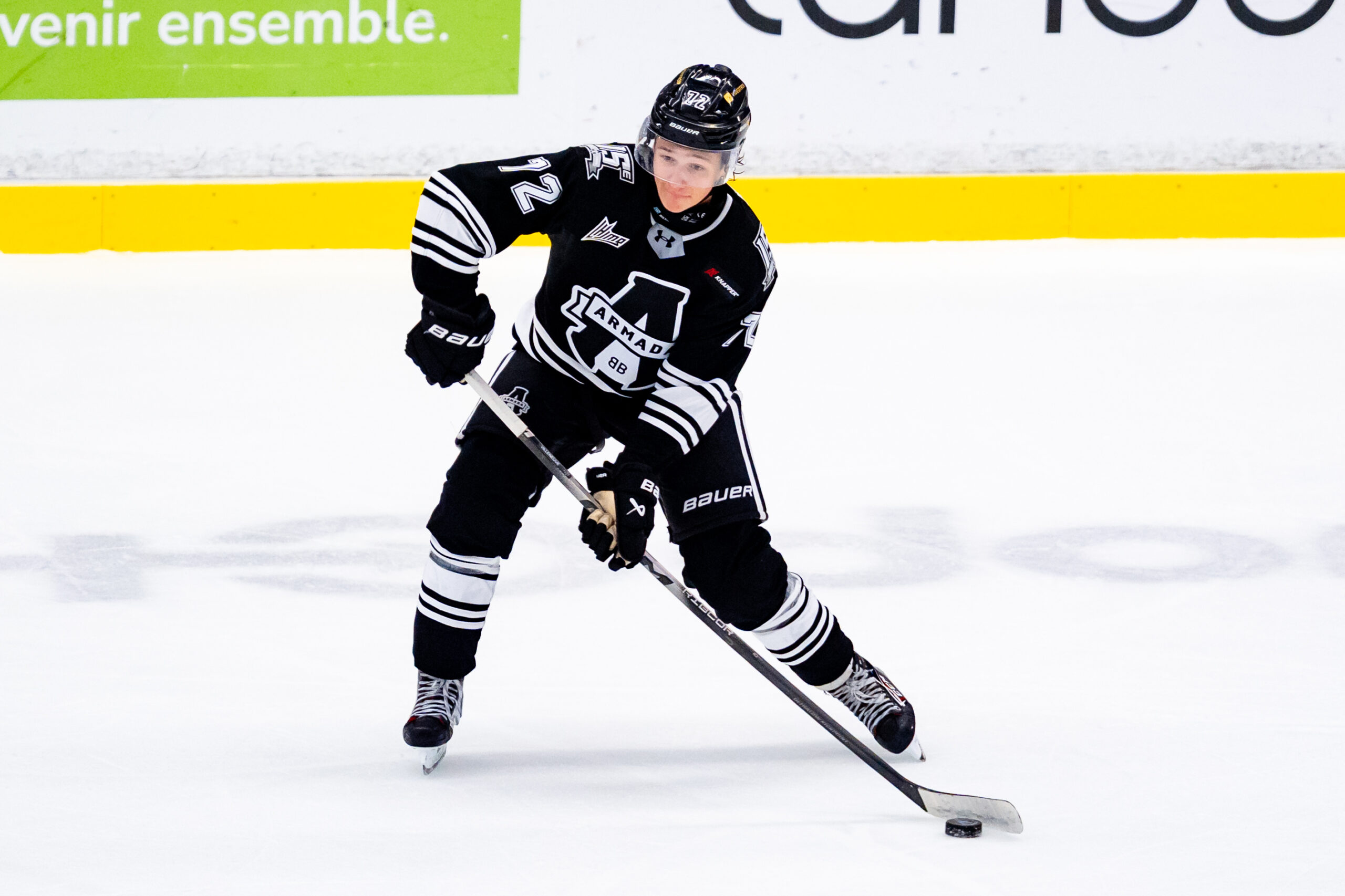 Blackhawks Draft Xavier Villeneuve 34th Overall