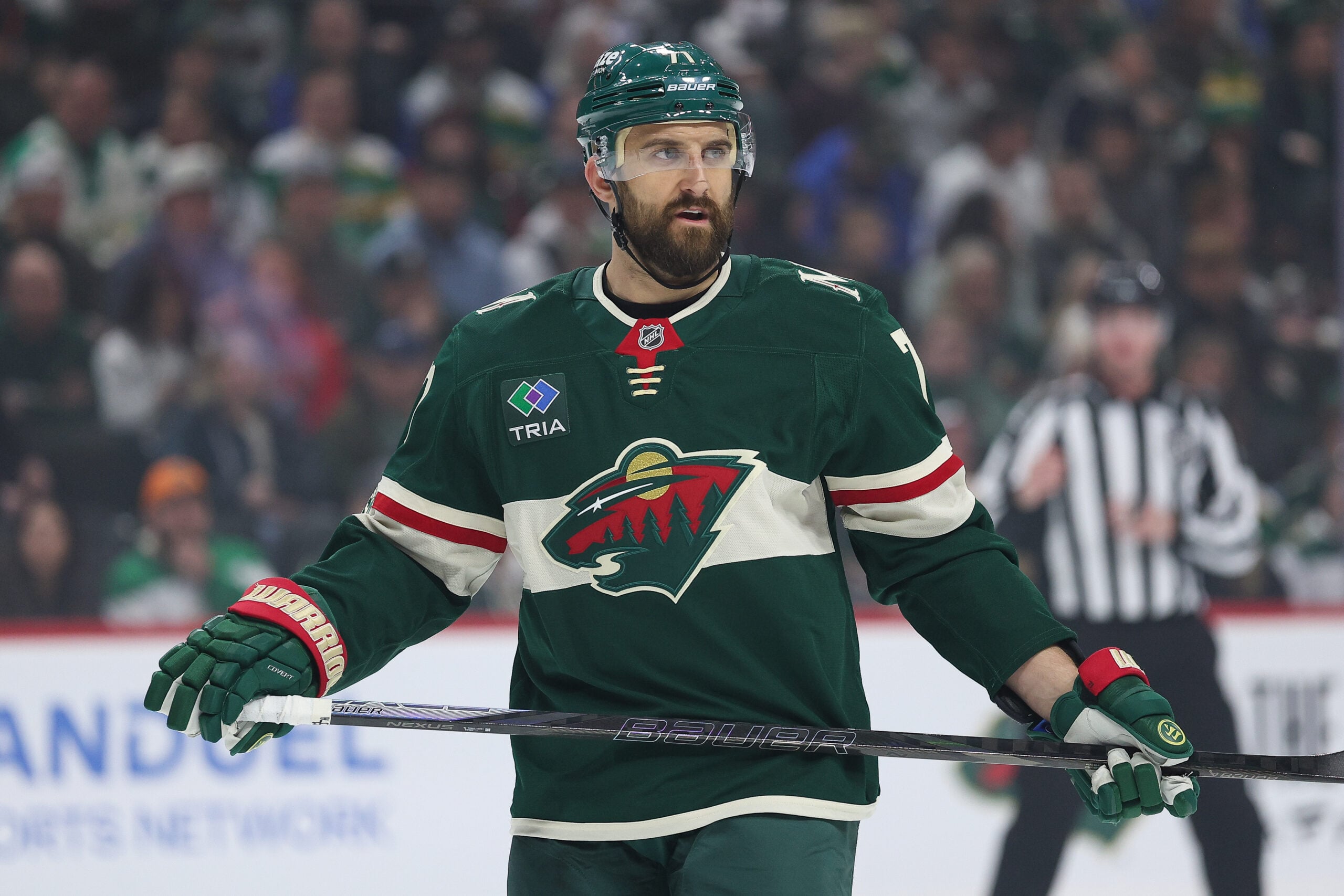 Nick Foligno Signs 1-Year Contract to Stay With the Wild