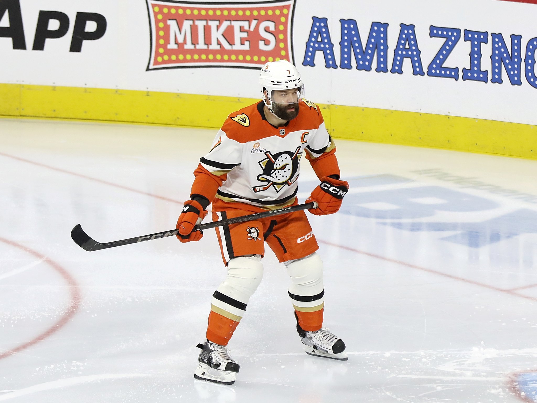 Radko Gudas Signs 6-Year Extension With the Florida Panthers