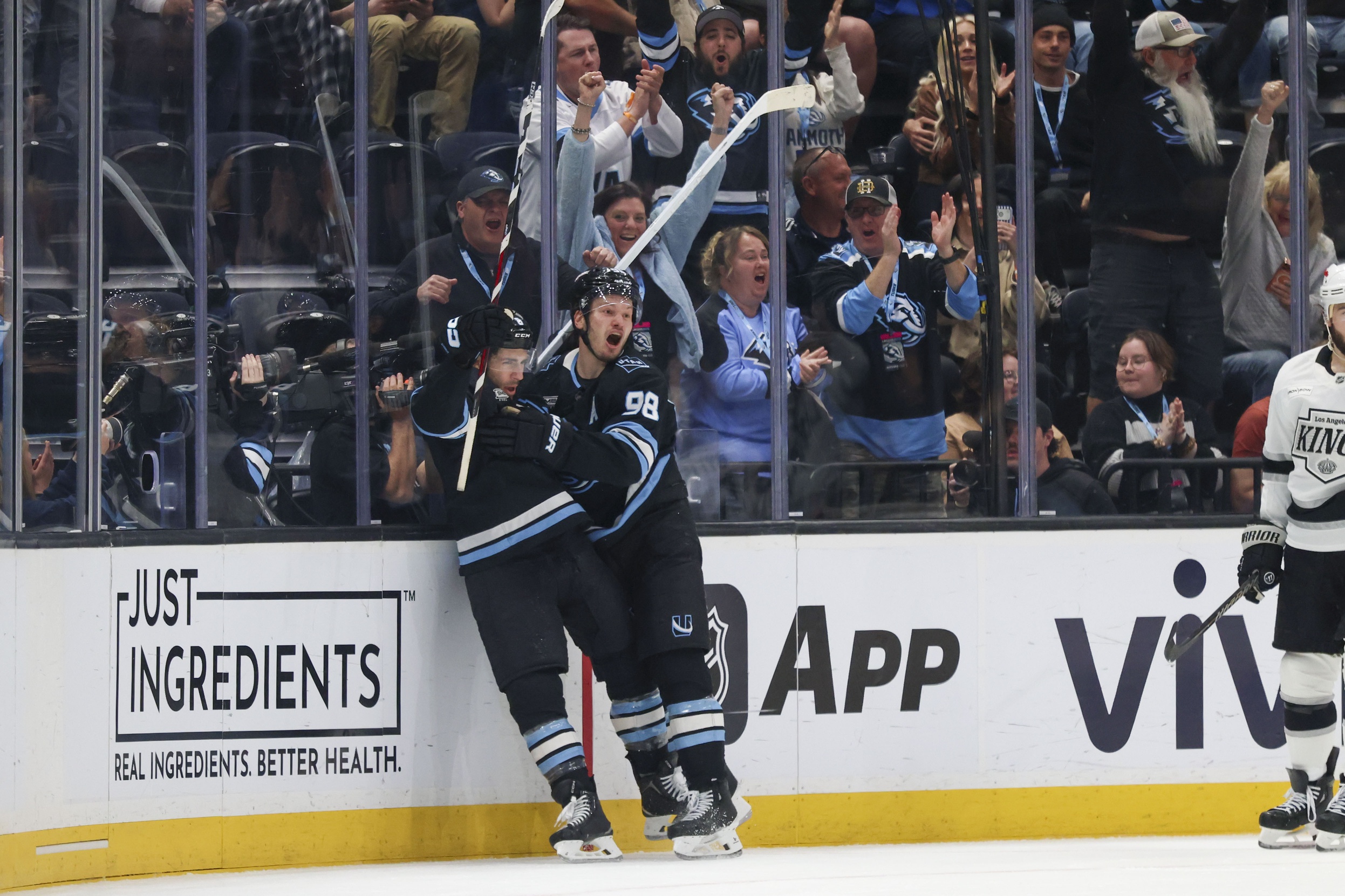 Mammoth News & Rumors: Szuber Trade, Coaching News, & More