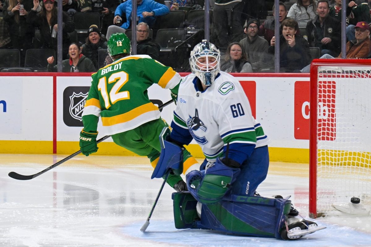 Nikita Tolopilo Vancouver Canucks