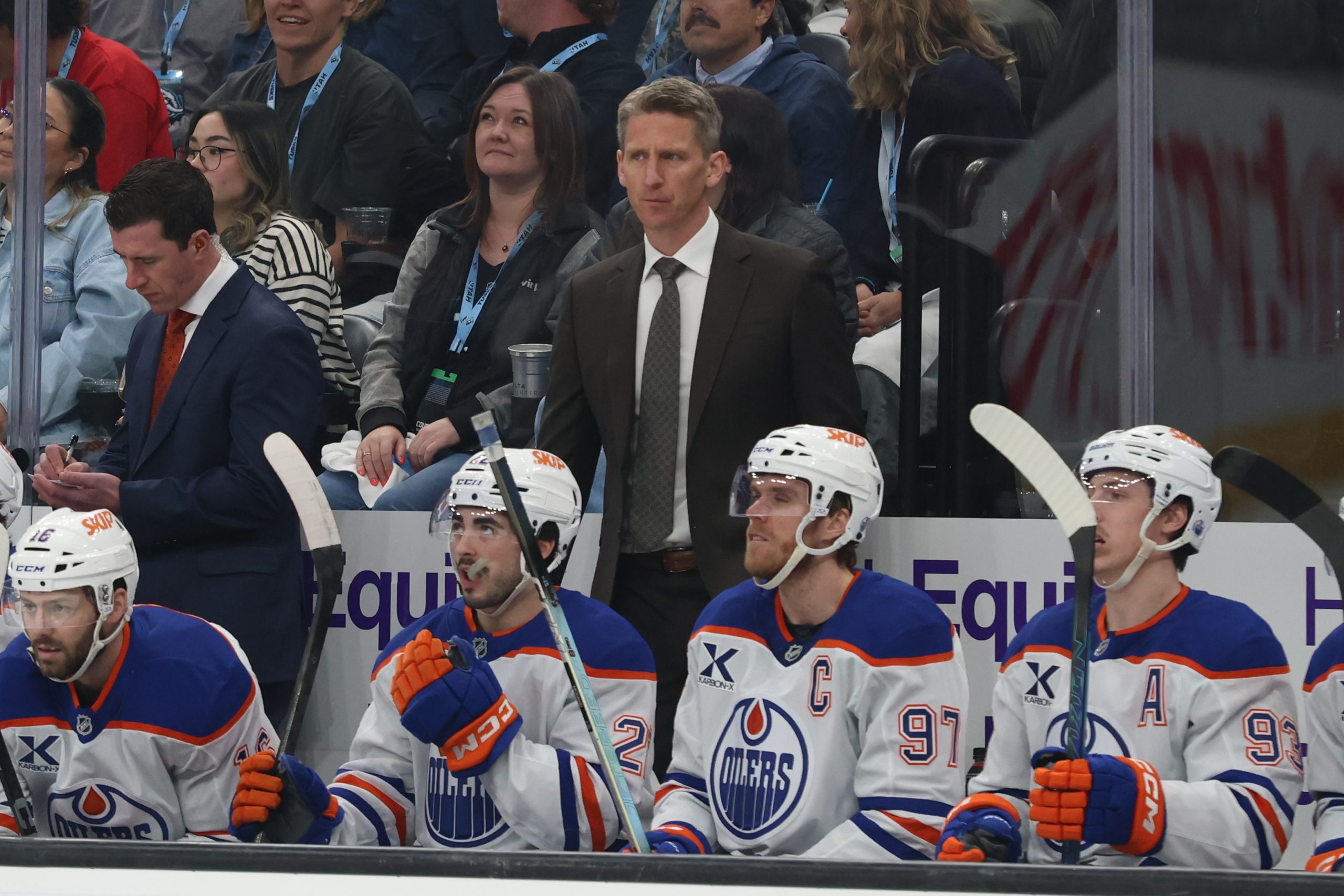 3 Candidates for Canucks Head Coach