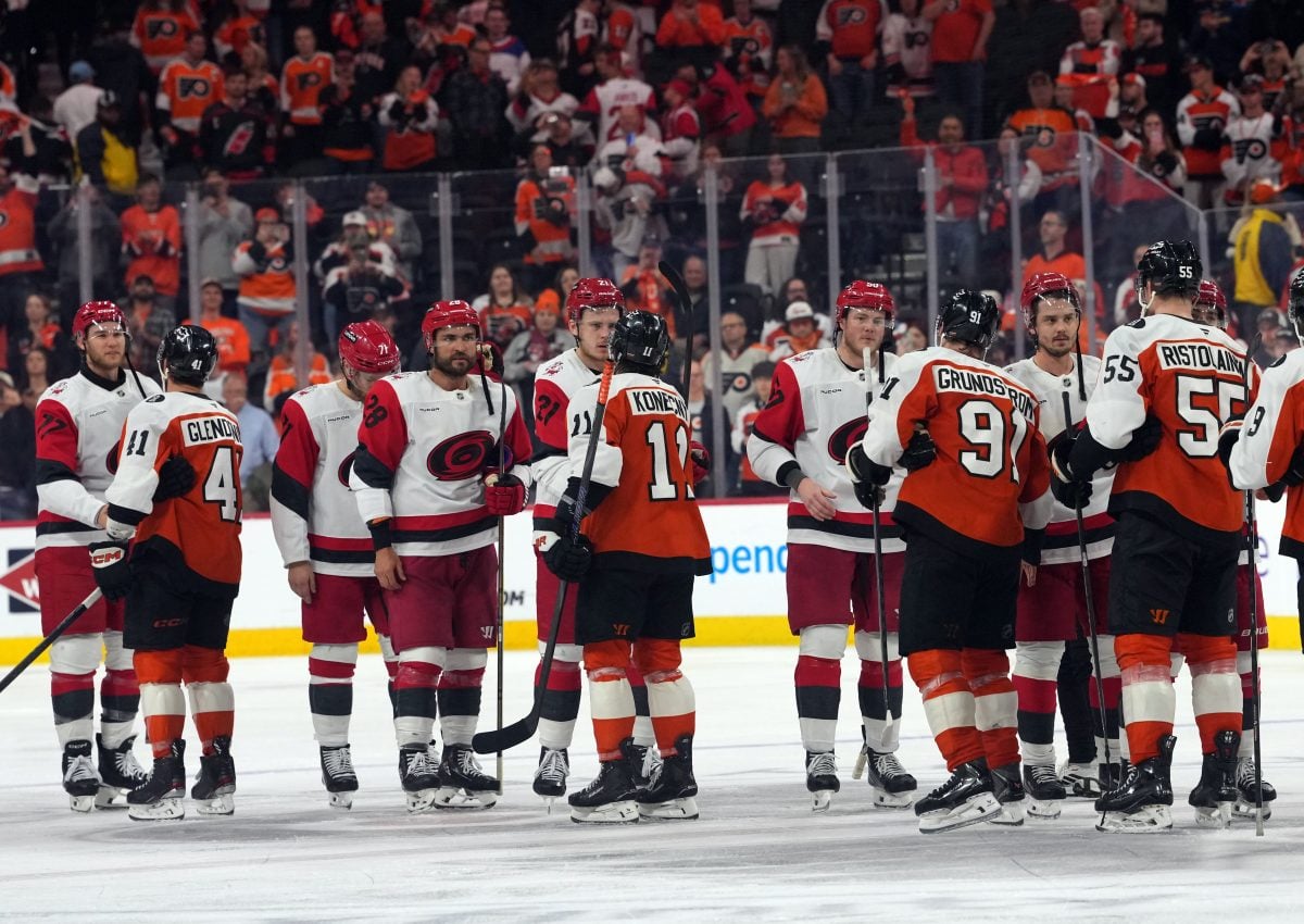 Carolina Hurricanes Philadelphia Flyers Handshake