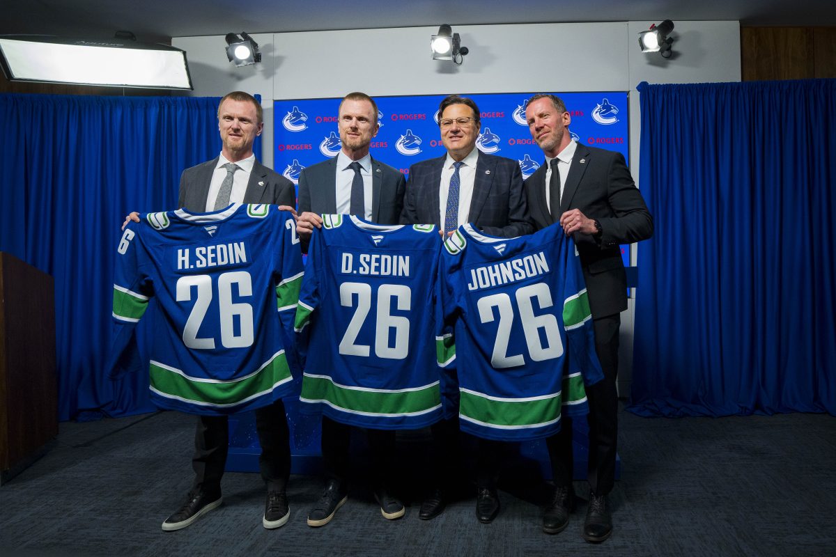 Henrik Sedin Daniel Sedin Ryan Johnson Vancouver Canucks