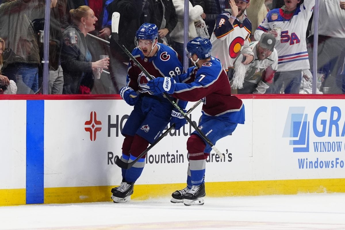 Martin Necas Colorado Avalanche
