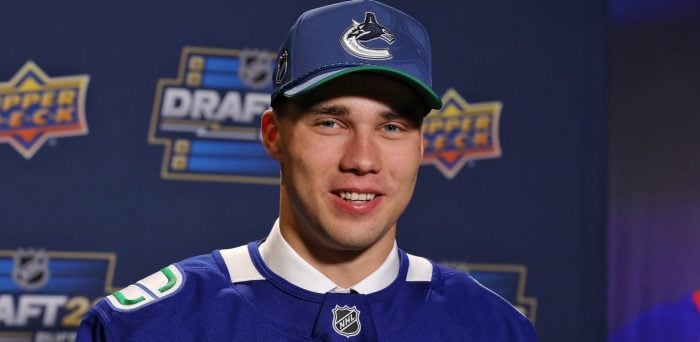 3 NHL Players Comparable to Canucks’ Adam Novotný