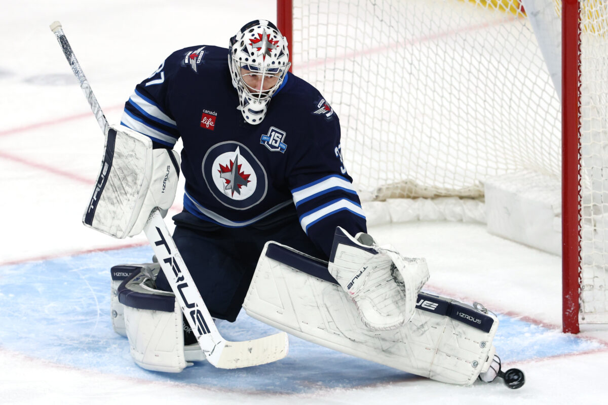 Connor Hellebuyck Winnipeg Jets