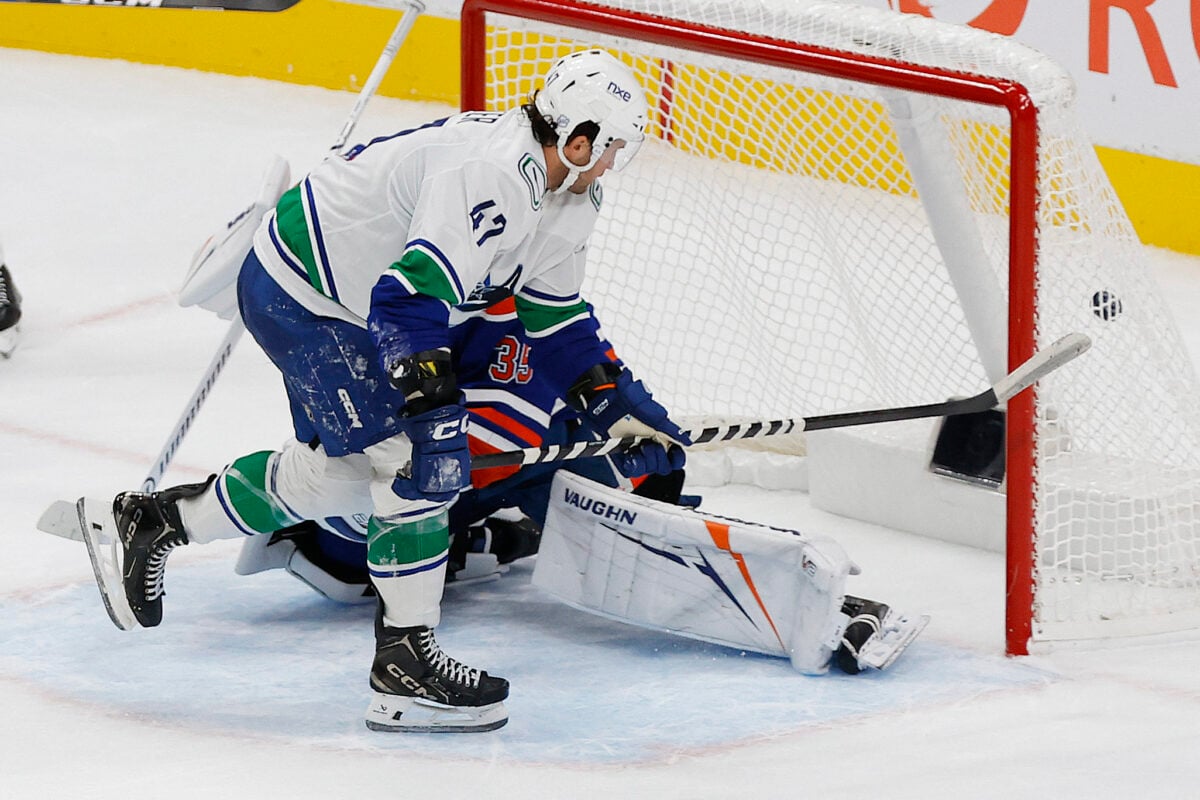 Paul Cotter Vancouver Canucks